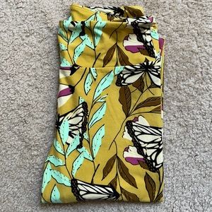 NWOT LuLaroe Floral Butterflies Mustard Yellow Leggings OS